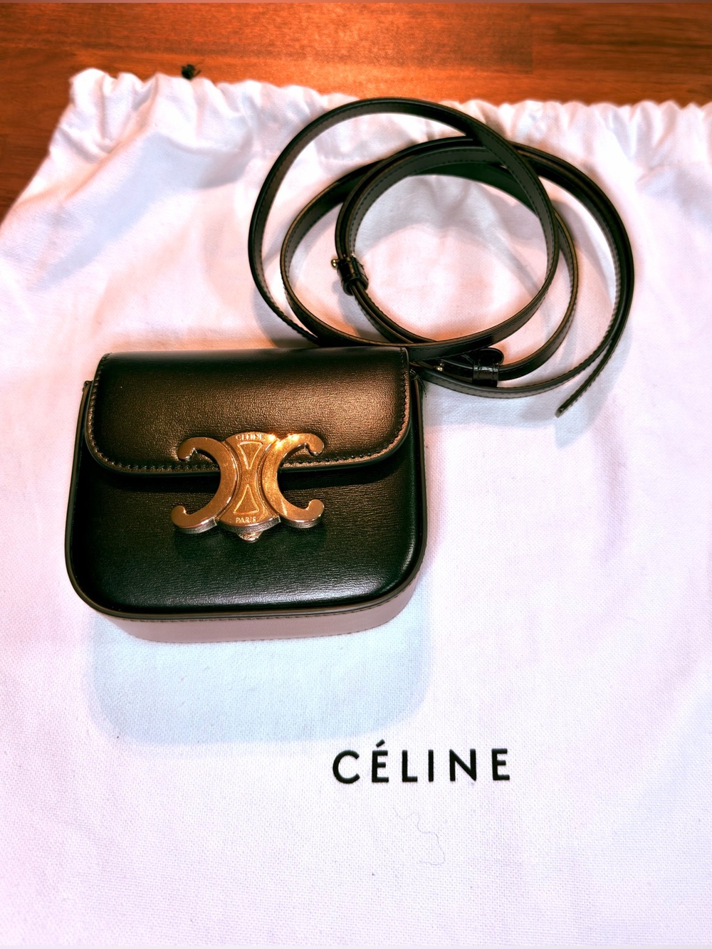 *AUTH* Céline Shiny Leather Trimophe Mini Bag
